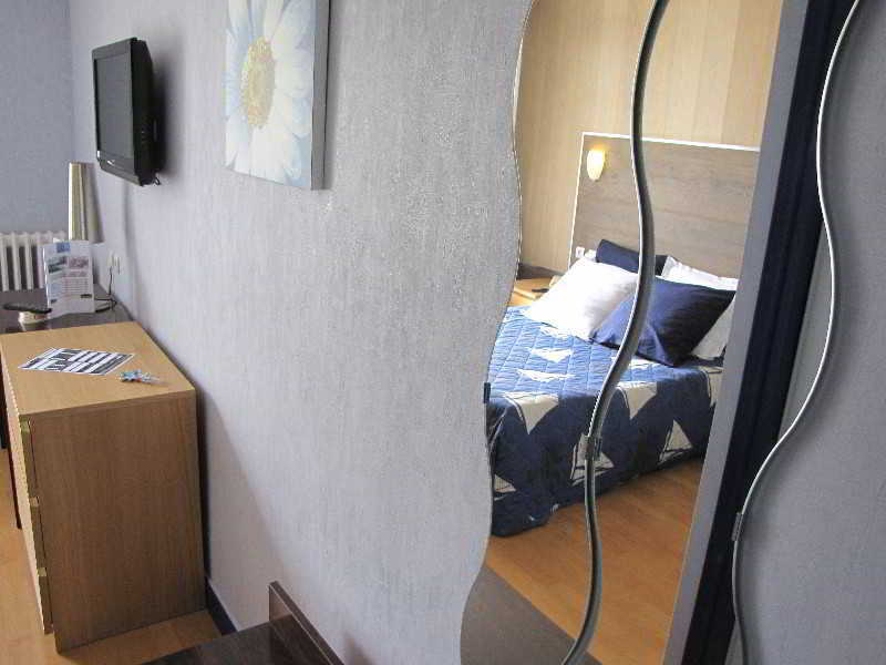 Breizh Hotel Crach Екстериор снимка